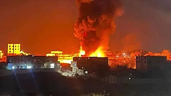 الحكومة: "الاستسلام الحوثي" كان ثمرة للضربات العسكرية